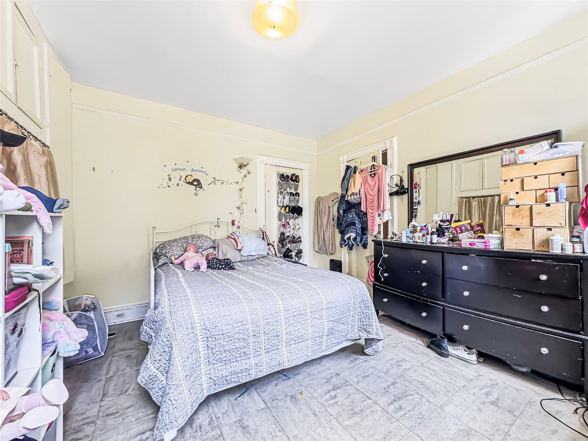 3007 Albany Crescent, Bronx, New York image 8