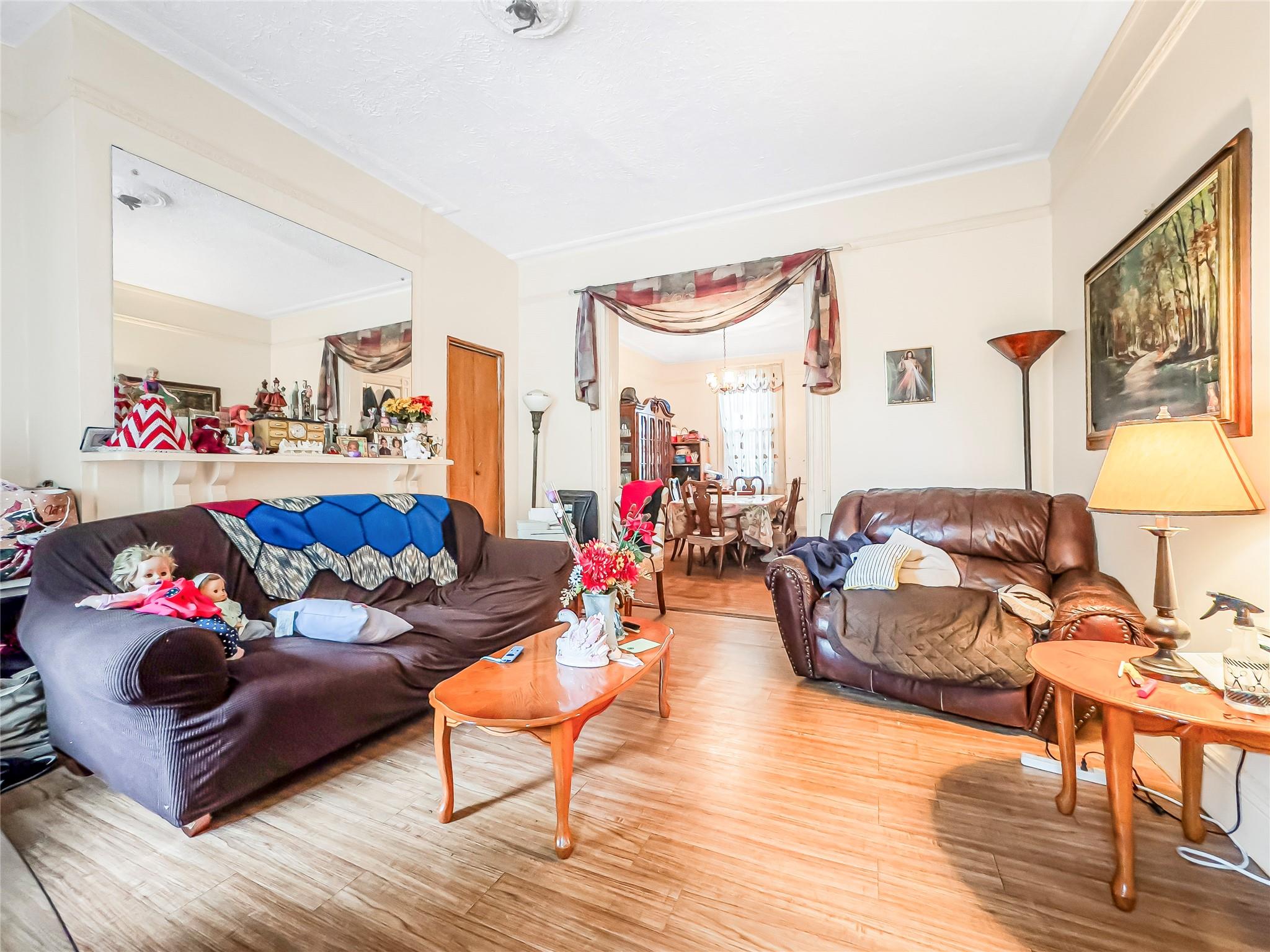 3007 Albany Crescent, Bronx, New York image 4