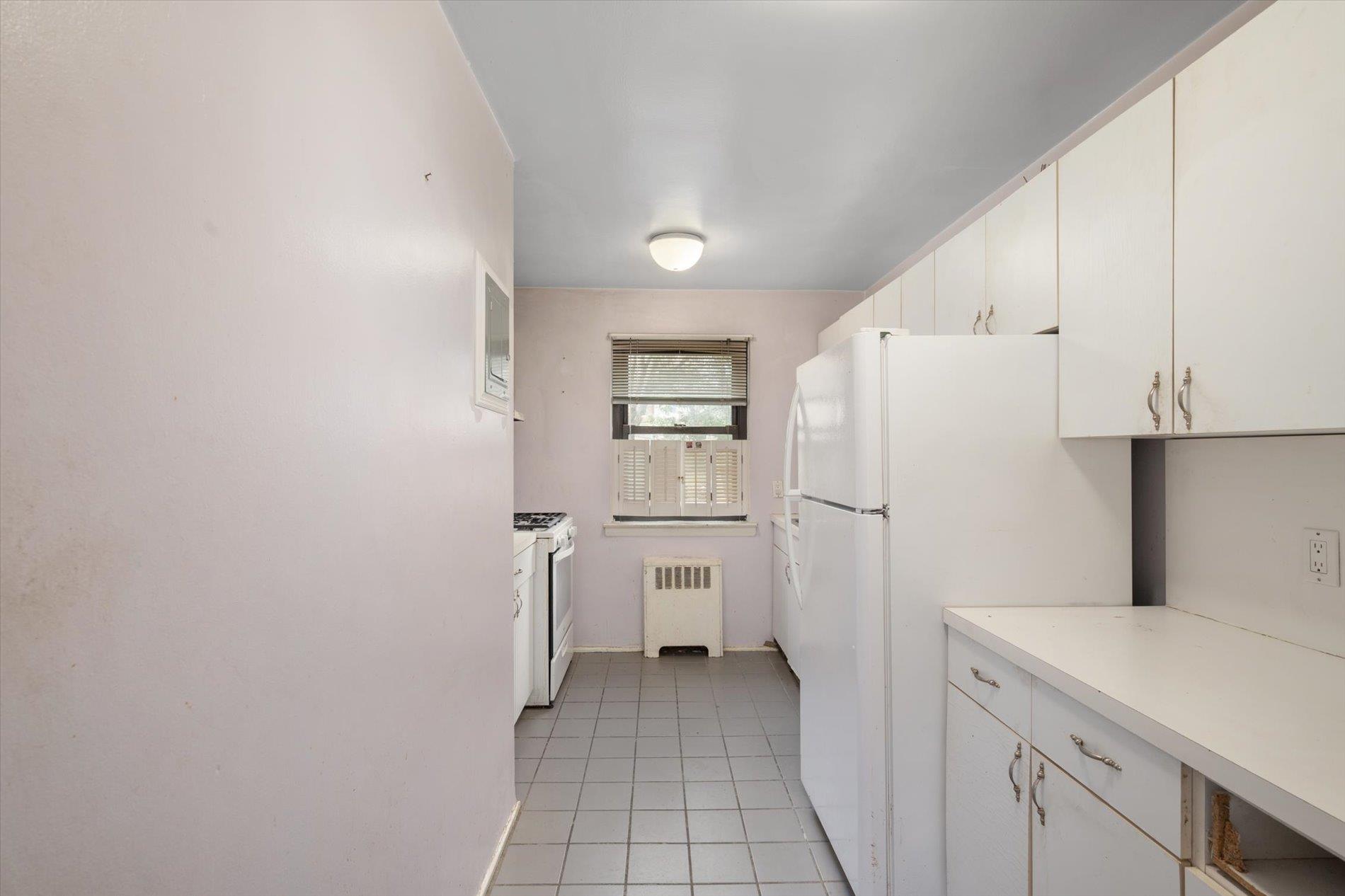 23 West Mill Drive #9A, Hempstead, New York image 6