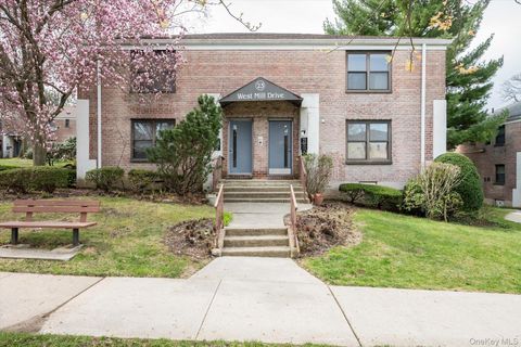 23 West Mill Drive Unit 9A, Great Neck, NY 11021 - MLS#: 851299