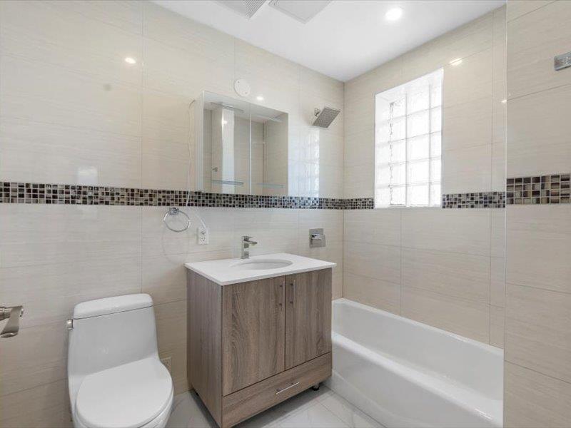 124-28 Queens Blvd. 11C