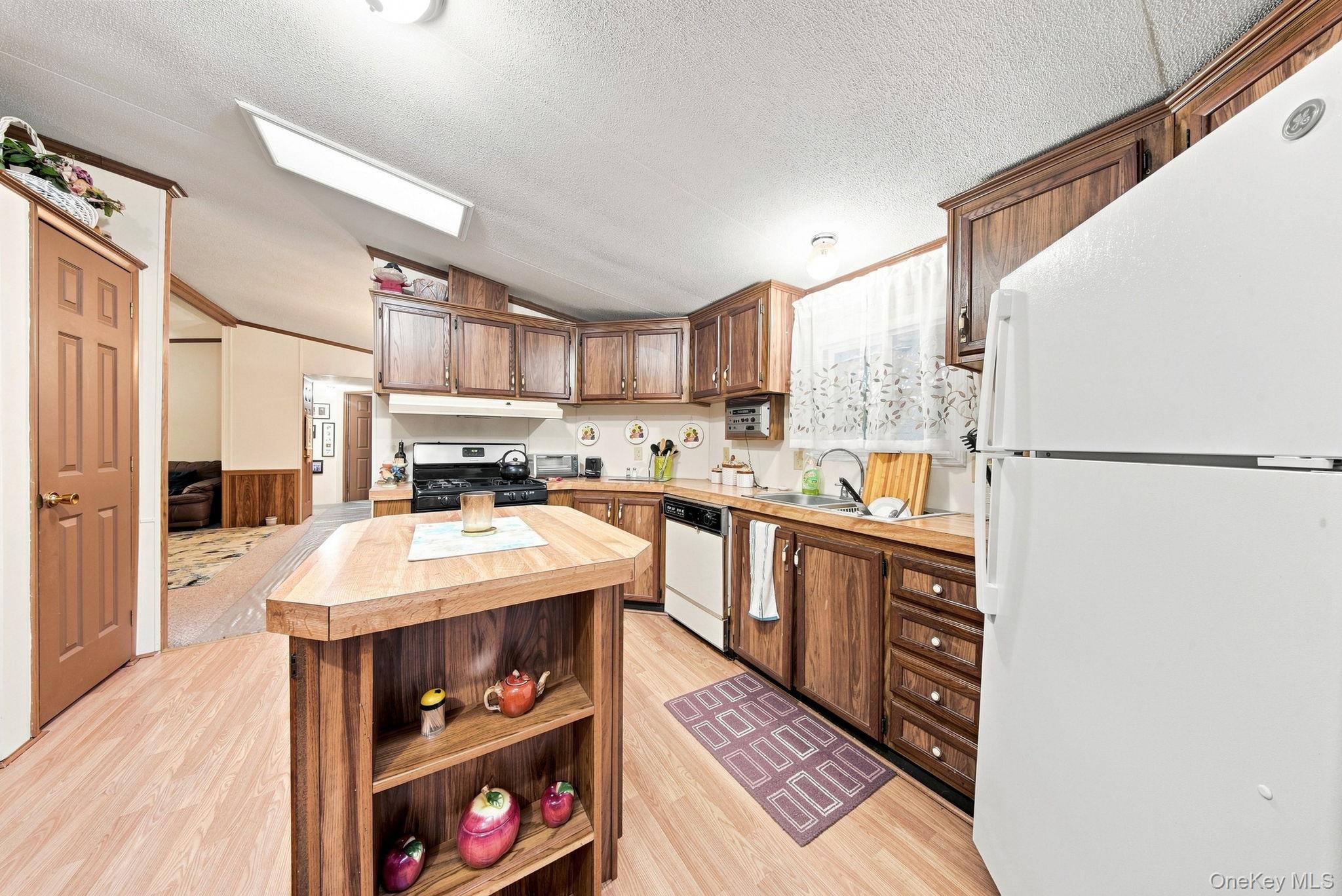 108 Leers Road
