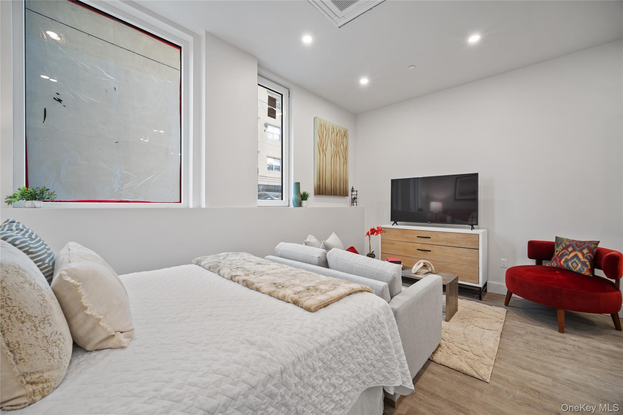 40 Westchester Place 309