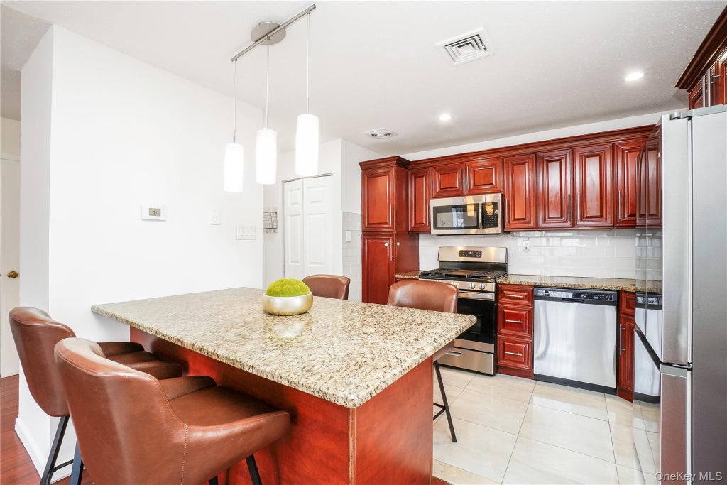 Photo of 926 Union Avenue #C, Bronx, NY 10459 (MLS # 1055615)