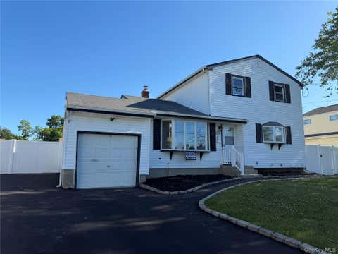 Homes For Sale - 3 Perry Street<br/> Brentwood, NY 11717