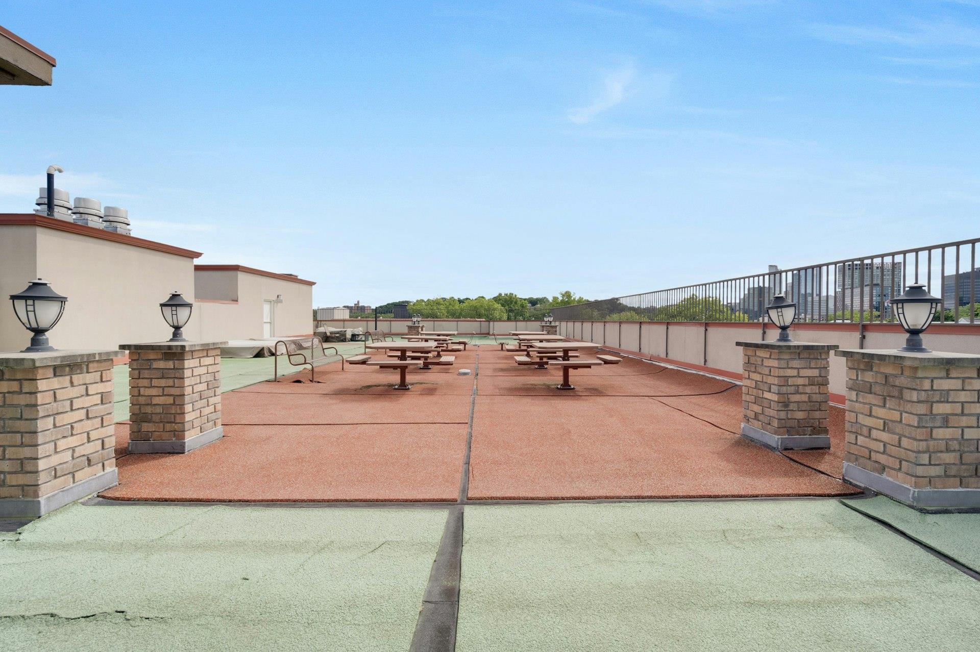 White Plains, New York 10606, United States, 2 Bedrooms Bedrooms, ,2 BathroomsBathrooms,Residential,Active,176580