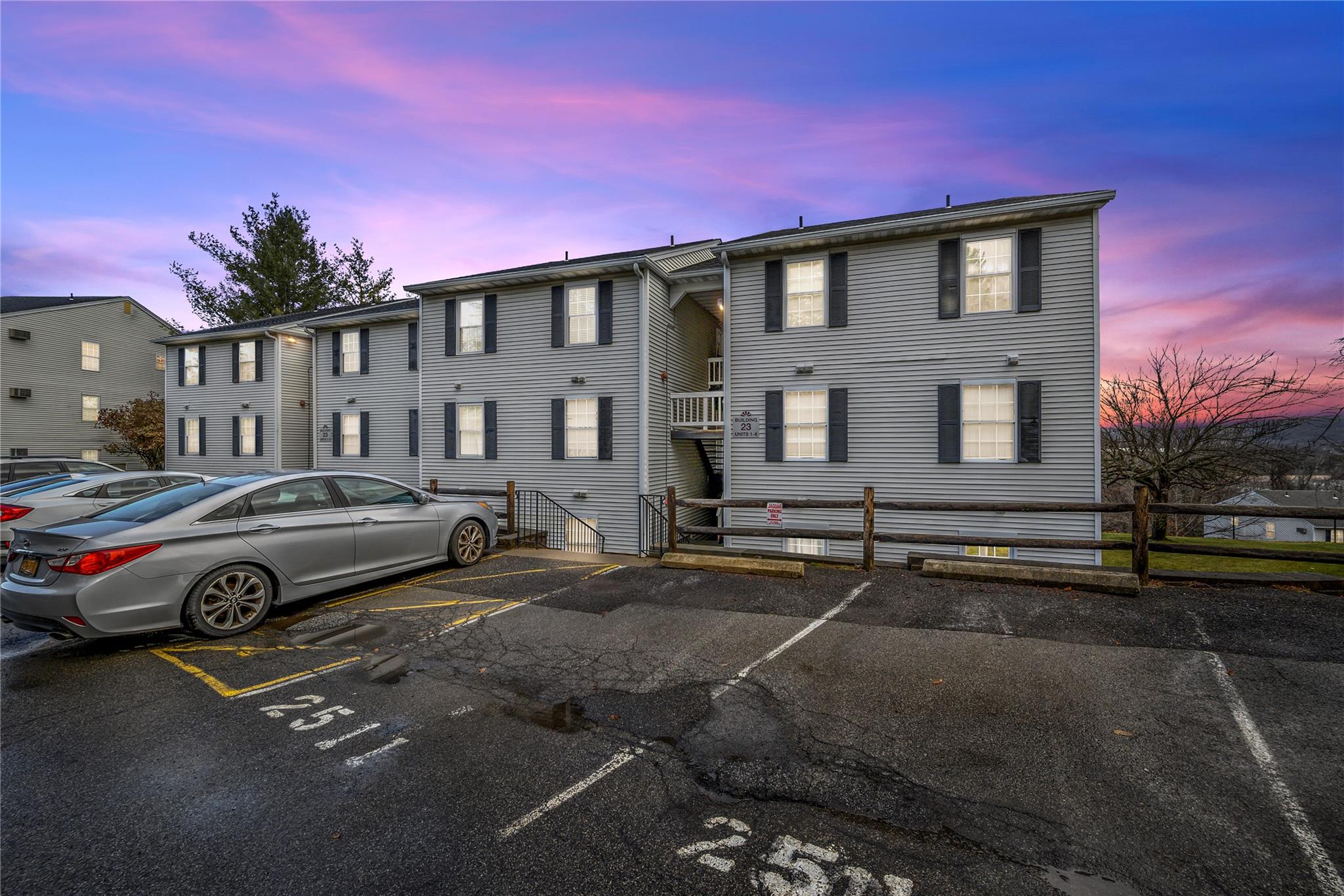 23 Lexington Hill #6, Harriman, New York image 1