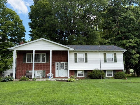 Homes For Sale - 51 Depot Hill Road<br/> Dutchess County, Amenia, NY 12501