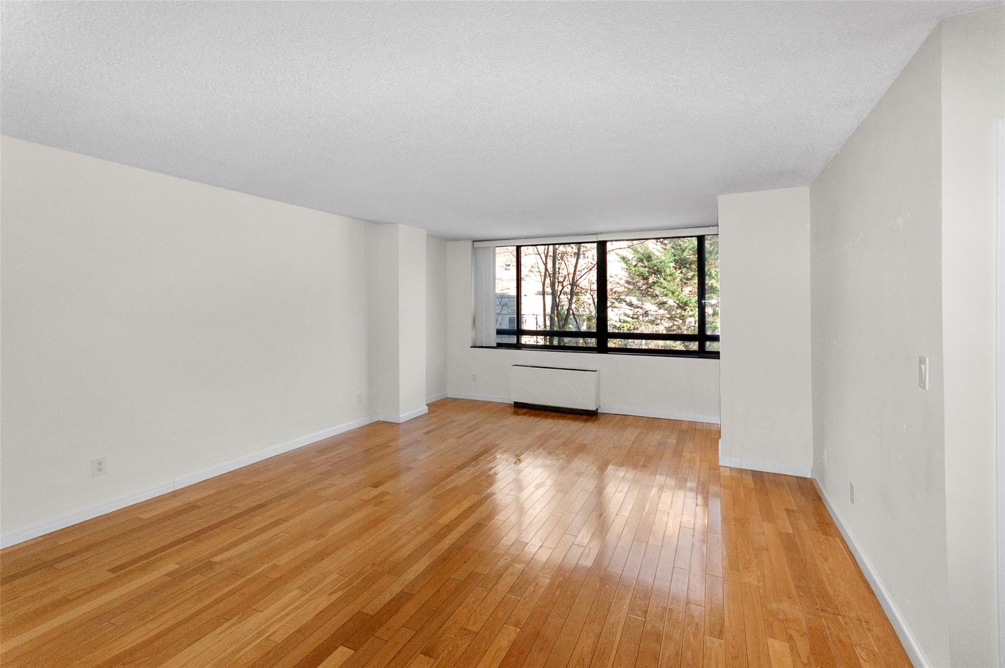 Johnson Avenue 6D, Bronx, New York - 1 Bedrooms  
1 Bathrooms - 