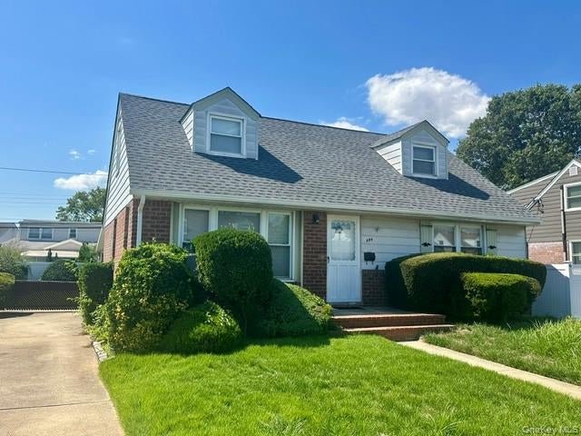 Photo of 586 Martin Road, Franklin Square, NY 11010 (MLS # 1044263)