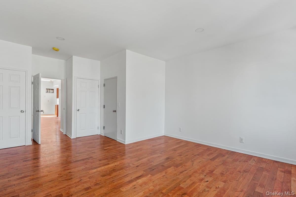 37 Jewel Street - Photo 3