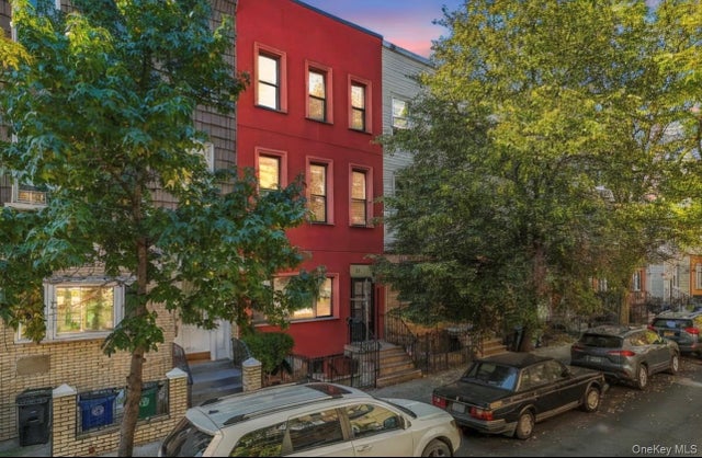 37 Jewel Street