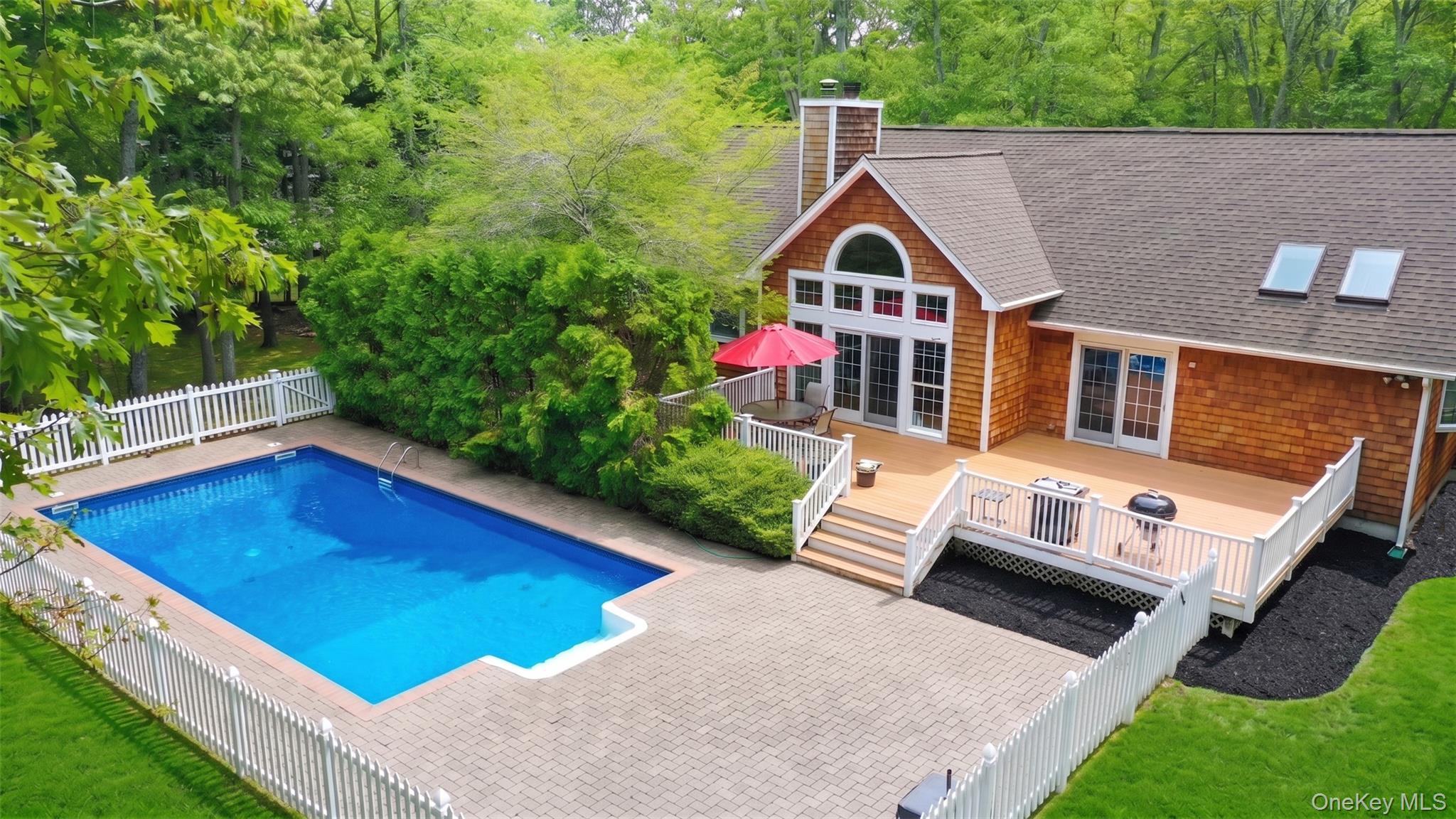 33 Windwood Court