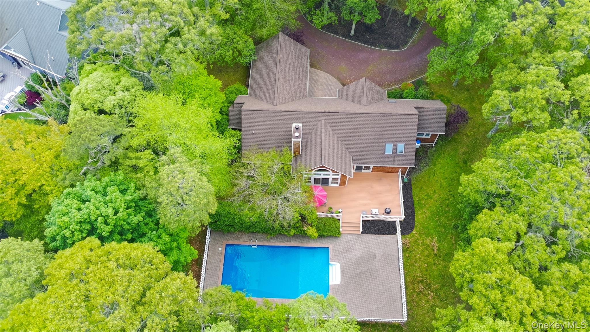 33 Windwood Court