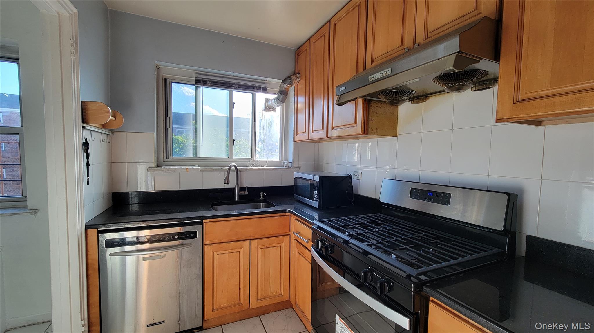 66-10 111 Street 3B