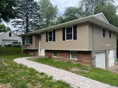 Homes For Rent - 32 Hickman Drive<br/> Dutchess County, Hopewell Junction, NY 12533