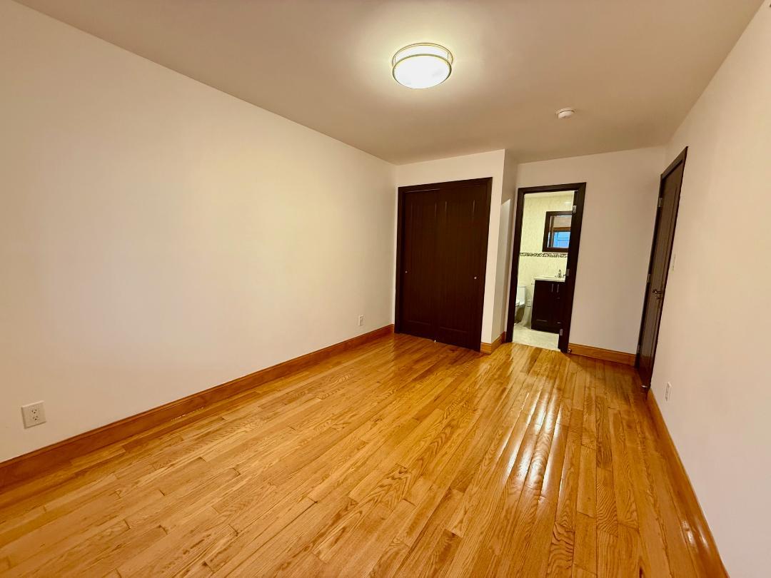 41-42 College Point Boulevard #3E, Flushing, New York image 7