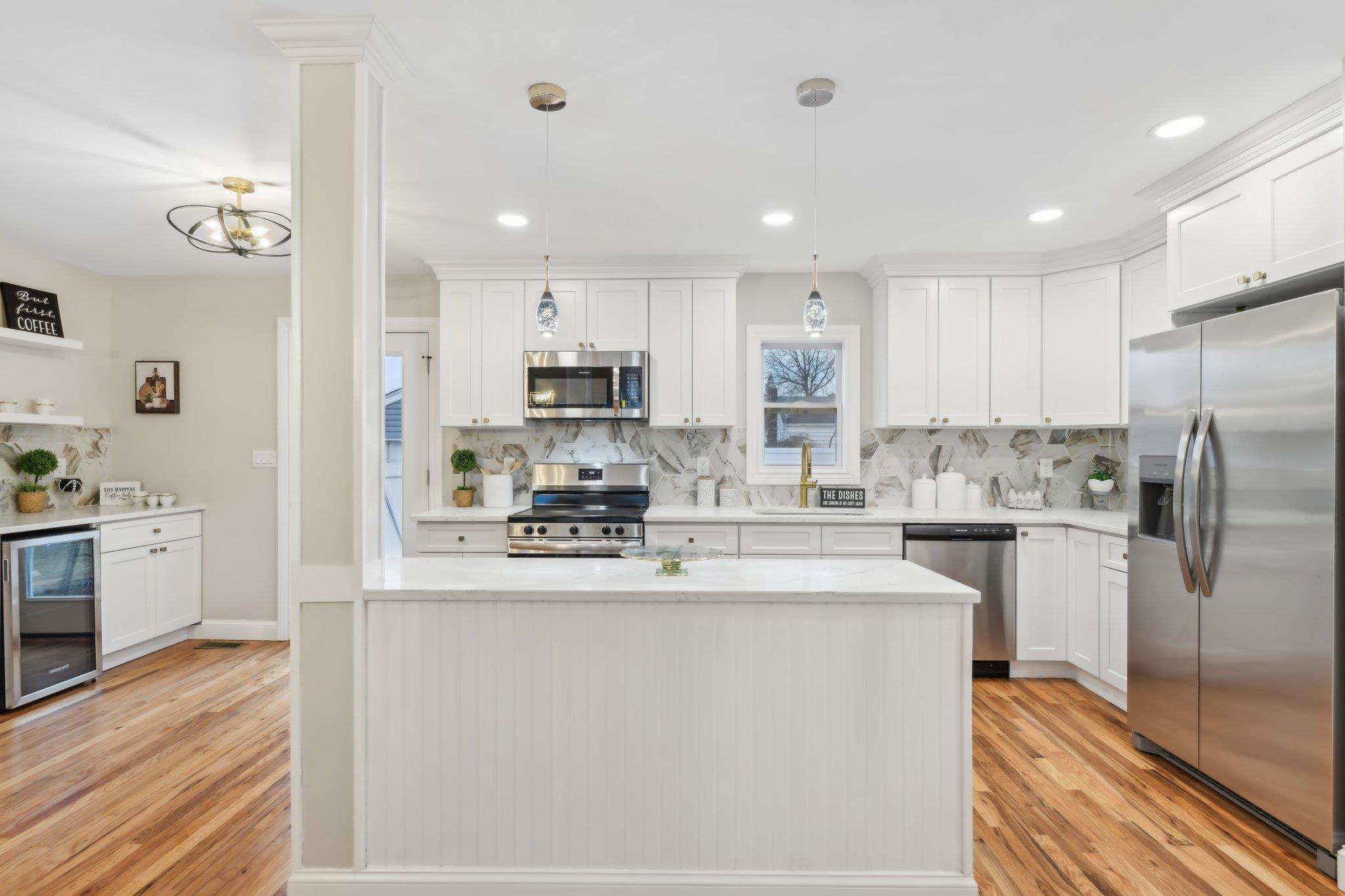 6 Barbara Drive, Farmingdale, New York image 19