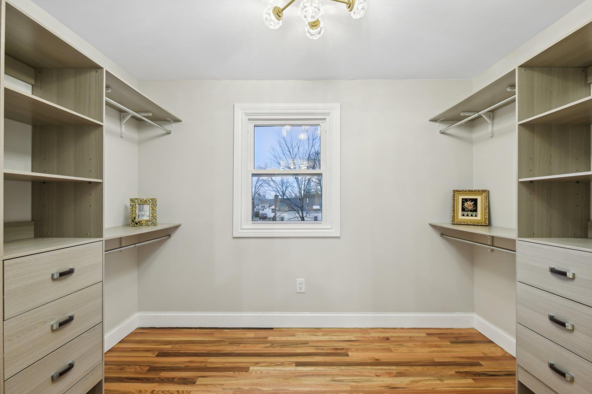 6 Barbara Drive, Farmingdale, New York image 32