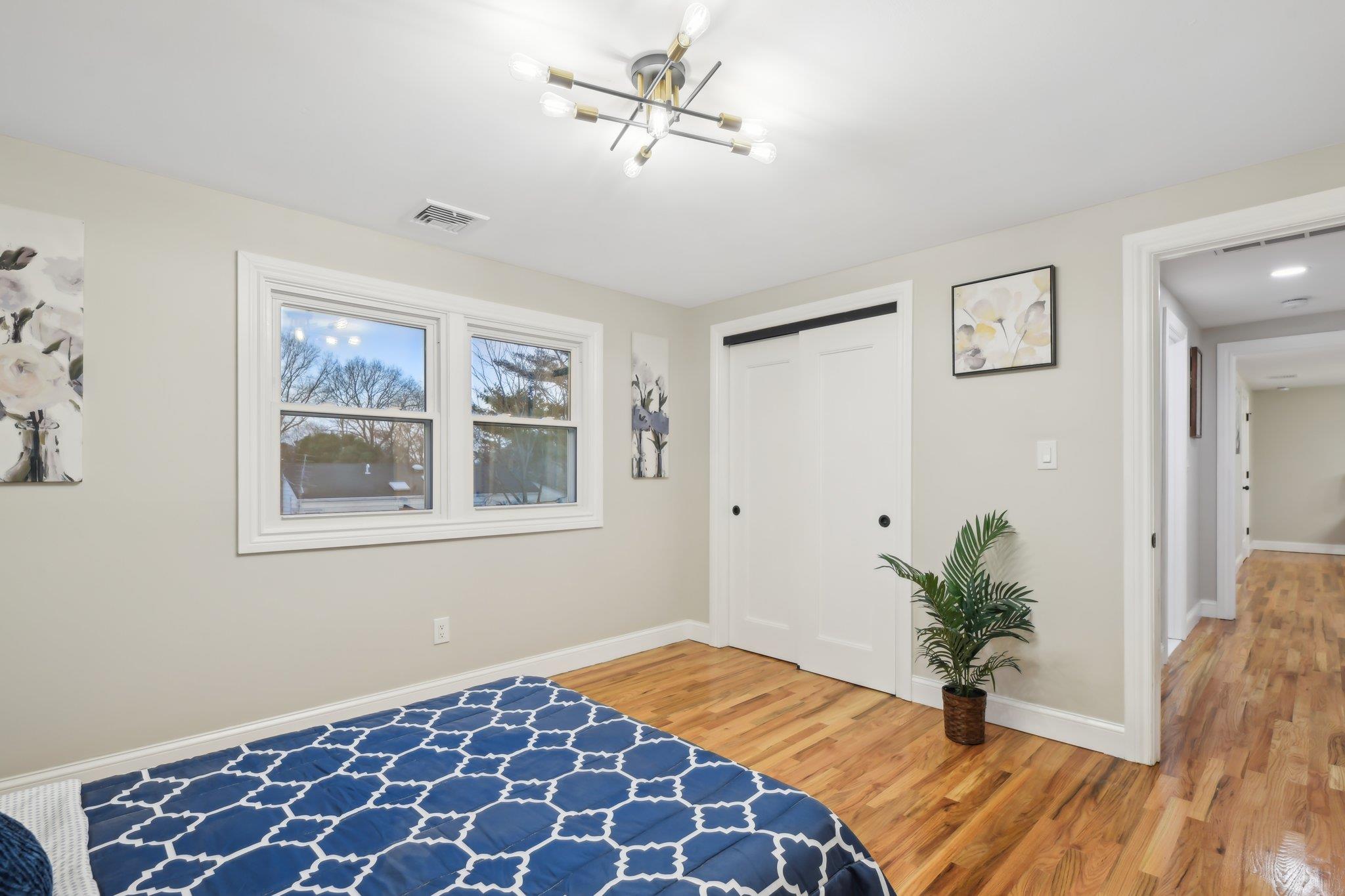 6 Barbara Drive, Farmingdale, New York image 27