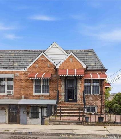 Apartment For Rent - 105-02 101st Road #1ST FL<br/> Ozone Park, NY 11416