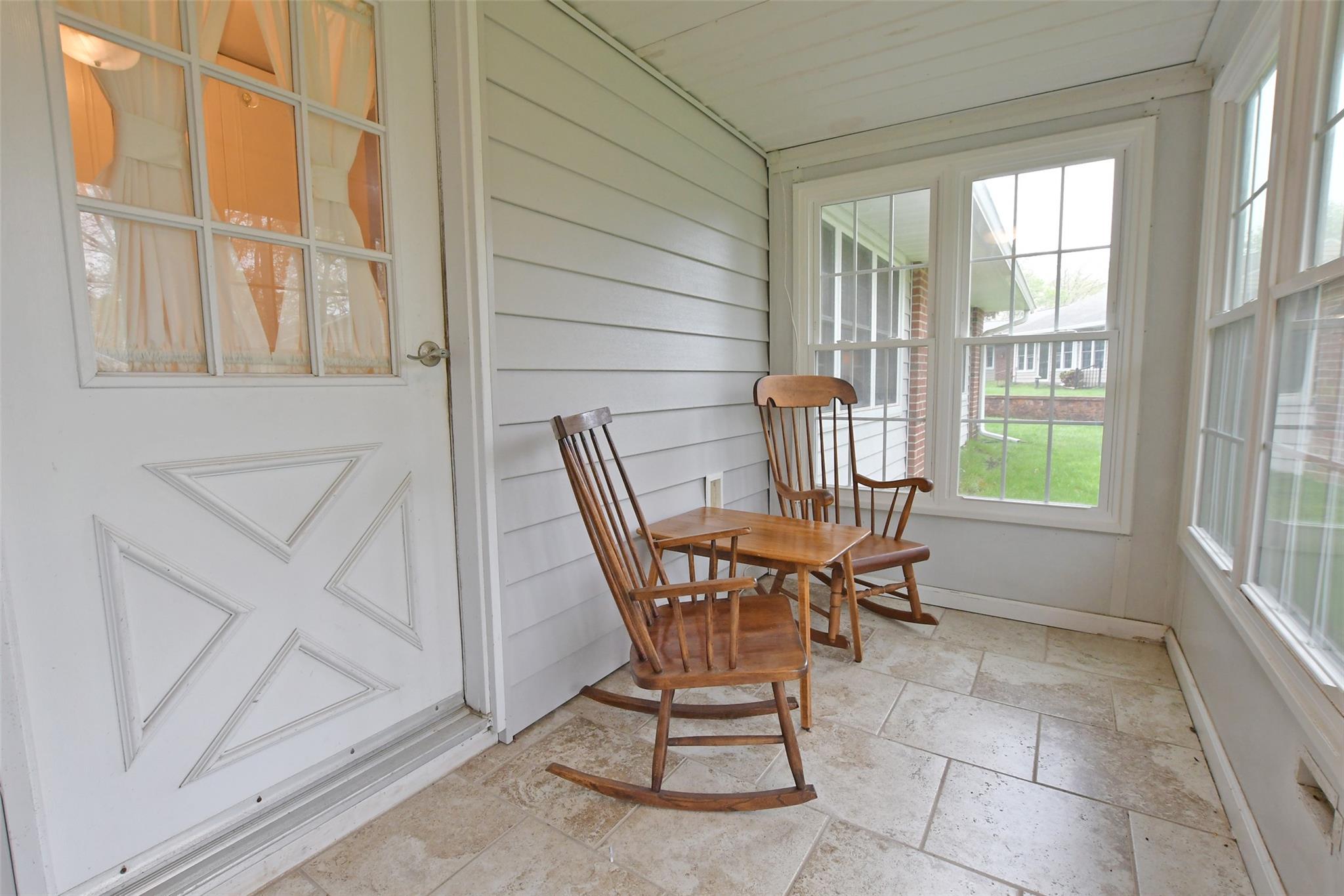 69 Enfield Court #B, Ridge, New York image 19