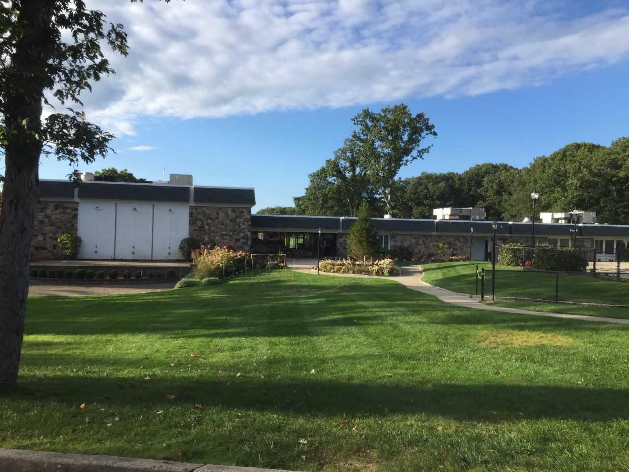 69 Enfield Court #B, Ridge, New York image 27