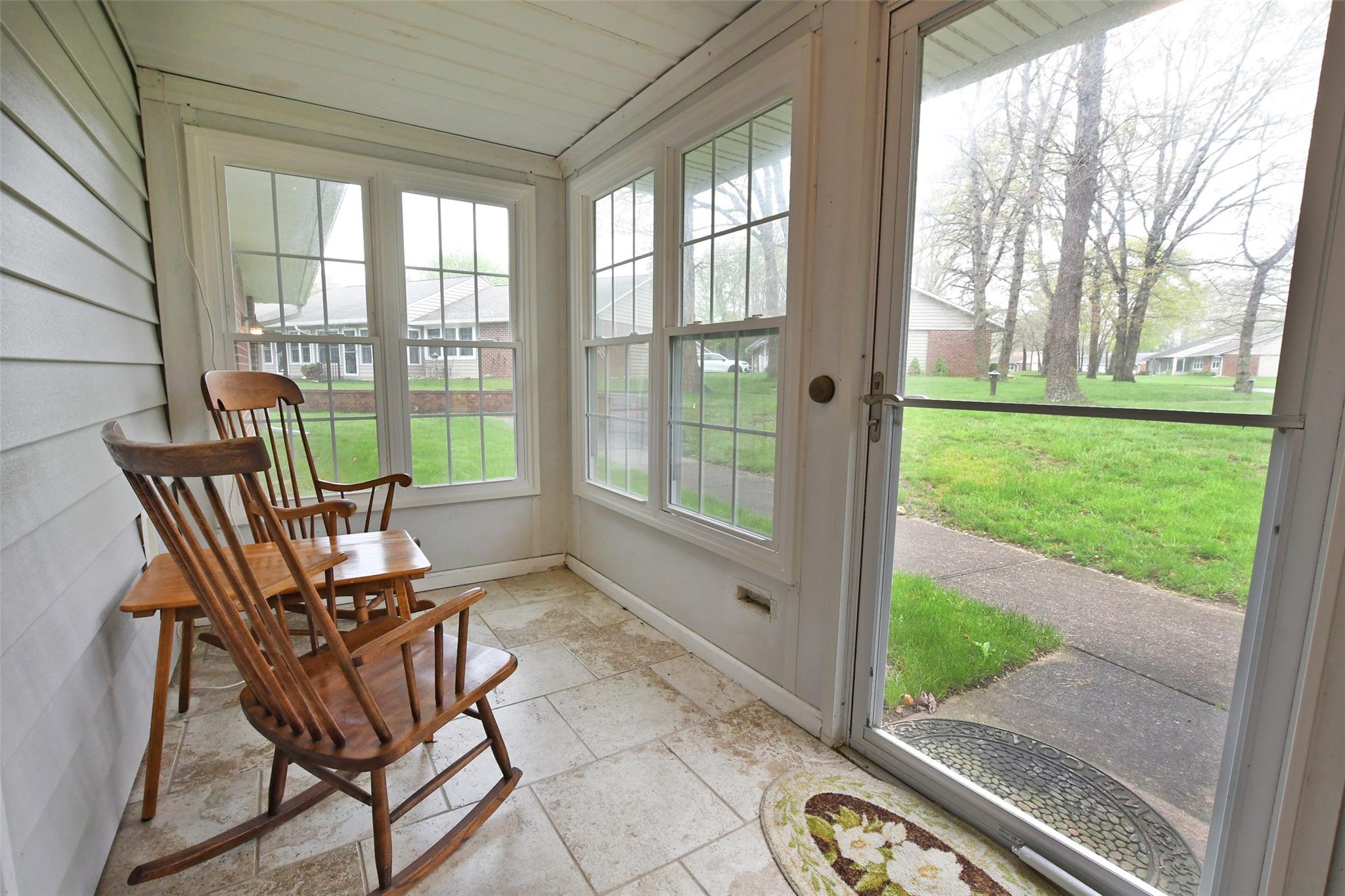 69 Enfield Court #B, Ridge, New York image 20