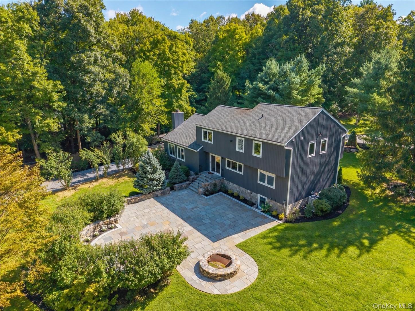 10 Tall Pines Lane
