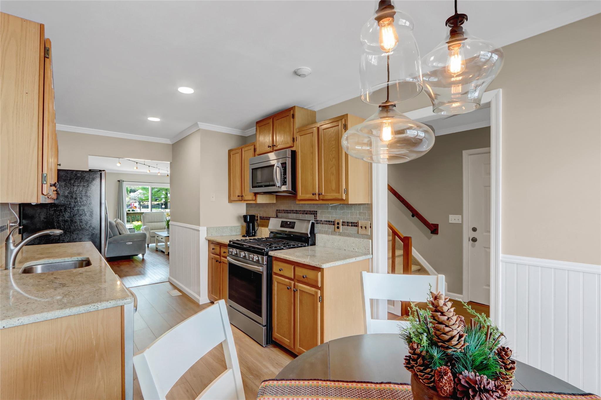 95 Leeward Lane, Port Jefferson, New York image 5