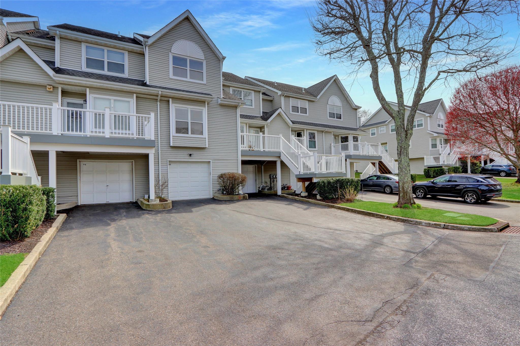95 Leeward Lane, Port Jefferson, New York image 30