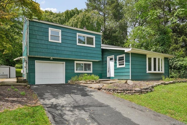 82 STEPHENS RD, TAPPAN, NY 10983 - Image 7ce0d191d3df199ae1c823a9fa788007/1776728770