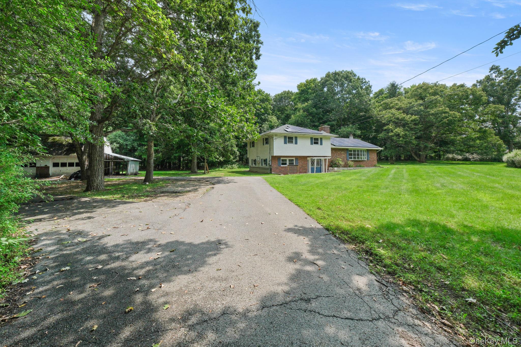 10 Creeden Drive