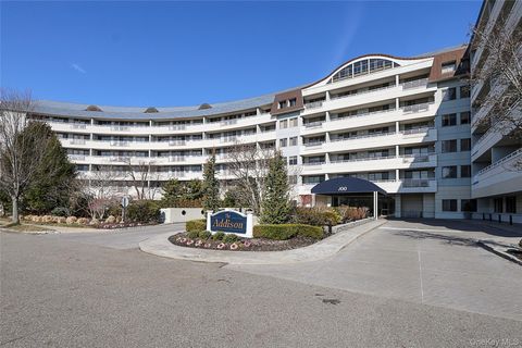 Condo For Sale - 100 Harbor View Drive #111<br/> Port Washington, NY 11050