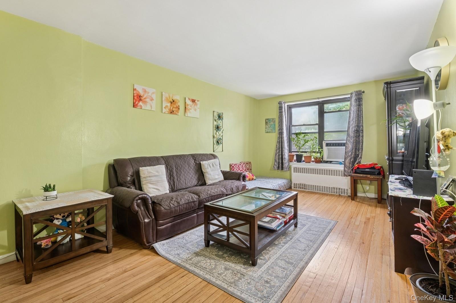 87-30 204 Street A78