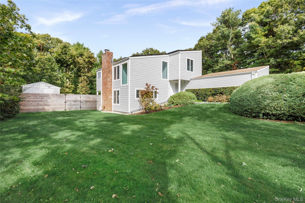 Photo of 73 Peconic Hills Drive, Southampton, NY 11968 (MLS # 1068682)