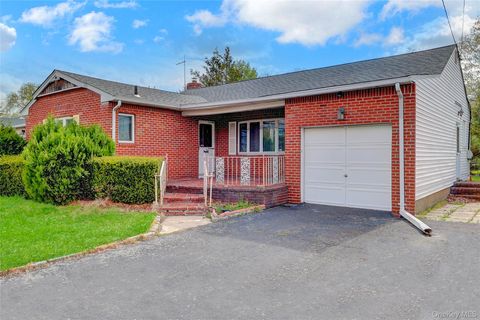 Photo of 825 Bellmore Road, North Bellmore, NY 11710 (MLS # 989608)