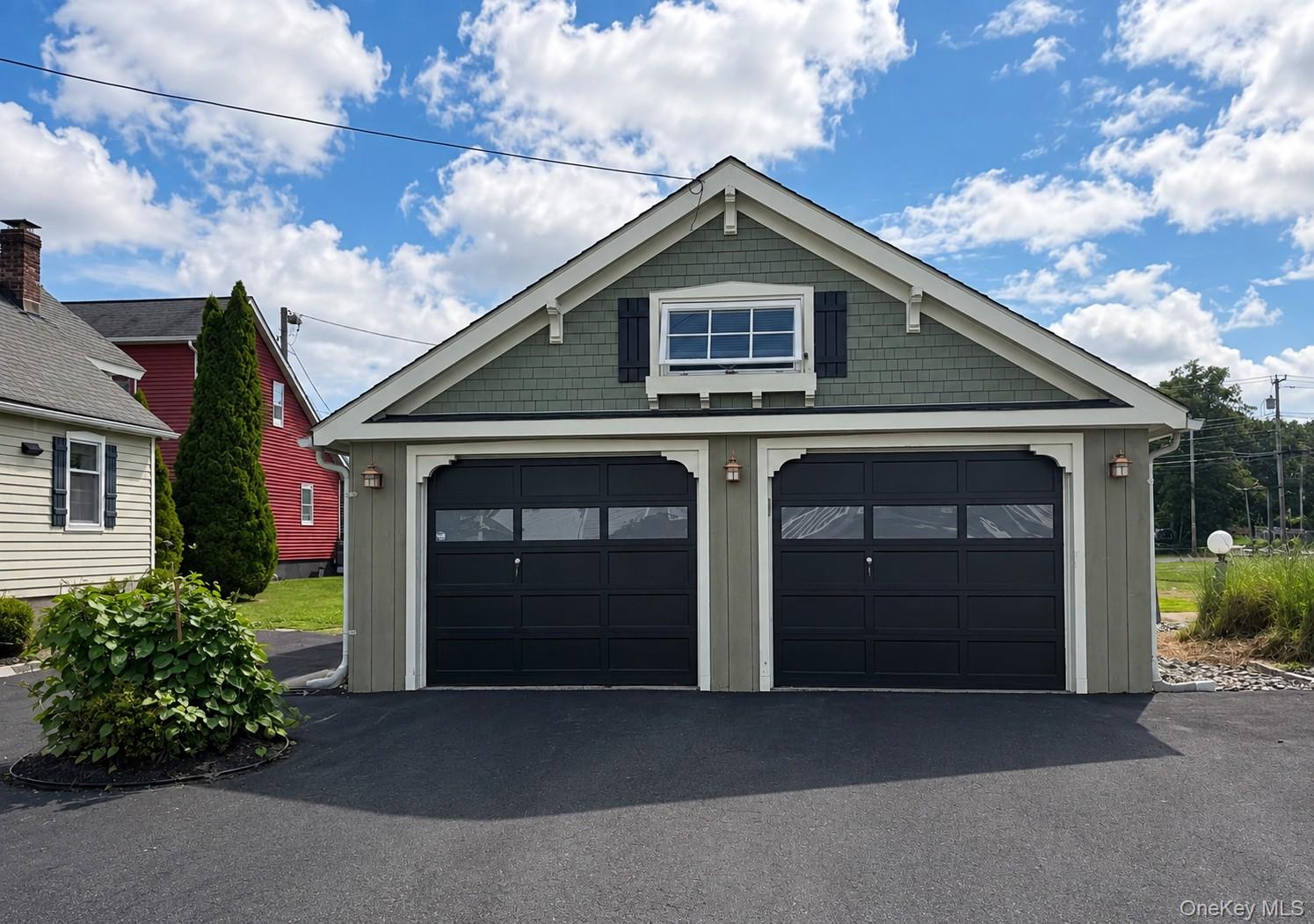 15 Esopus Avenue