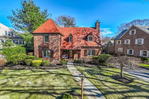 132 Revere Road Manhasset NY 11030