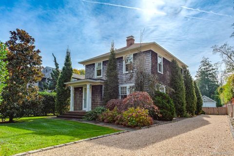 Apartment For Sale - 32 Cooper Street<br/> Southampton, NY 11968