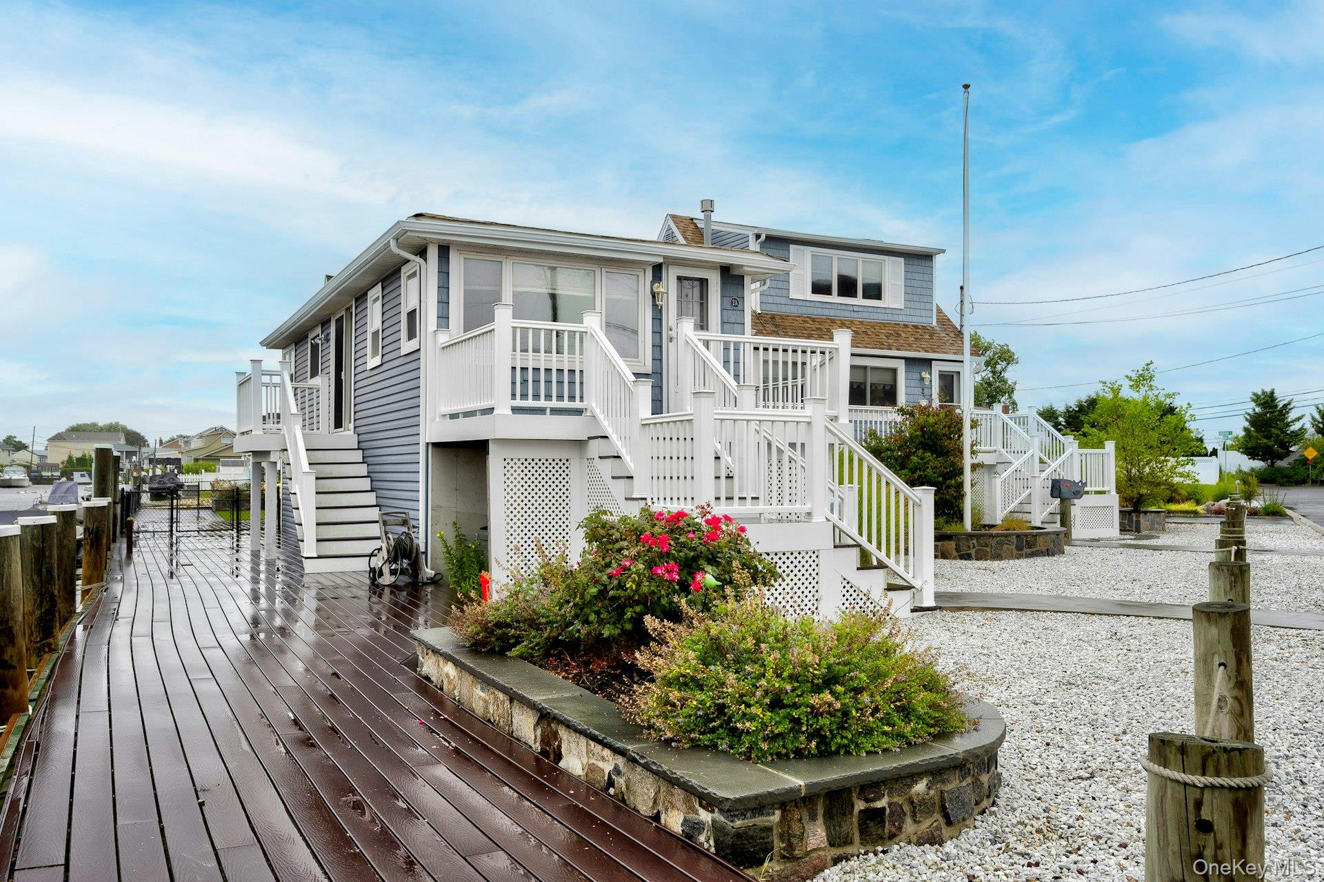 2 Bayview Avenue E