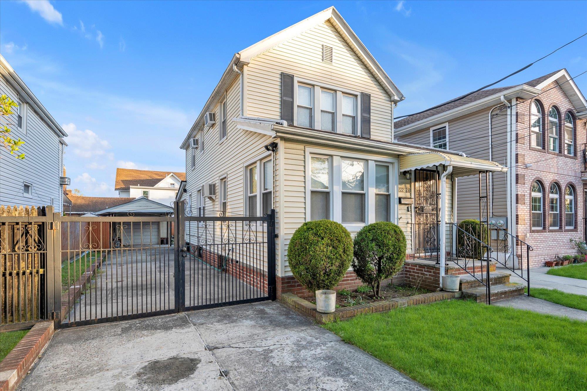 22228 Fairbury Avenue, Queens Village, New York image 19