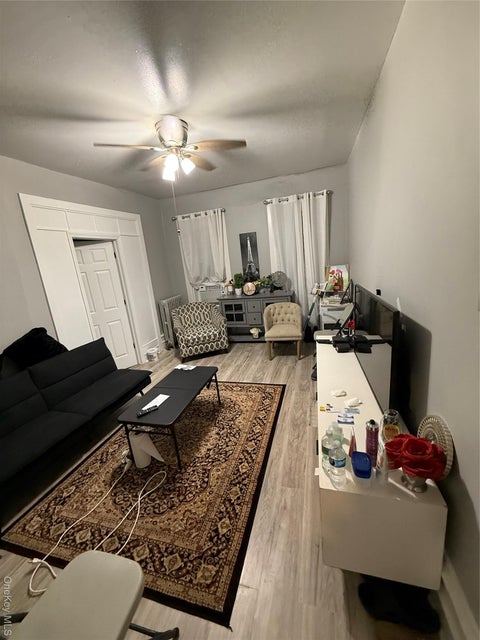 Homes For Sale - 950 Hoe Avenue #4D<br/> Bronx, NY 10459