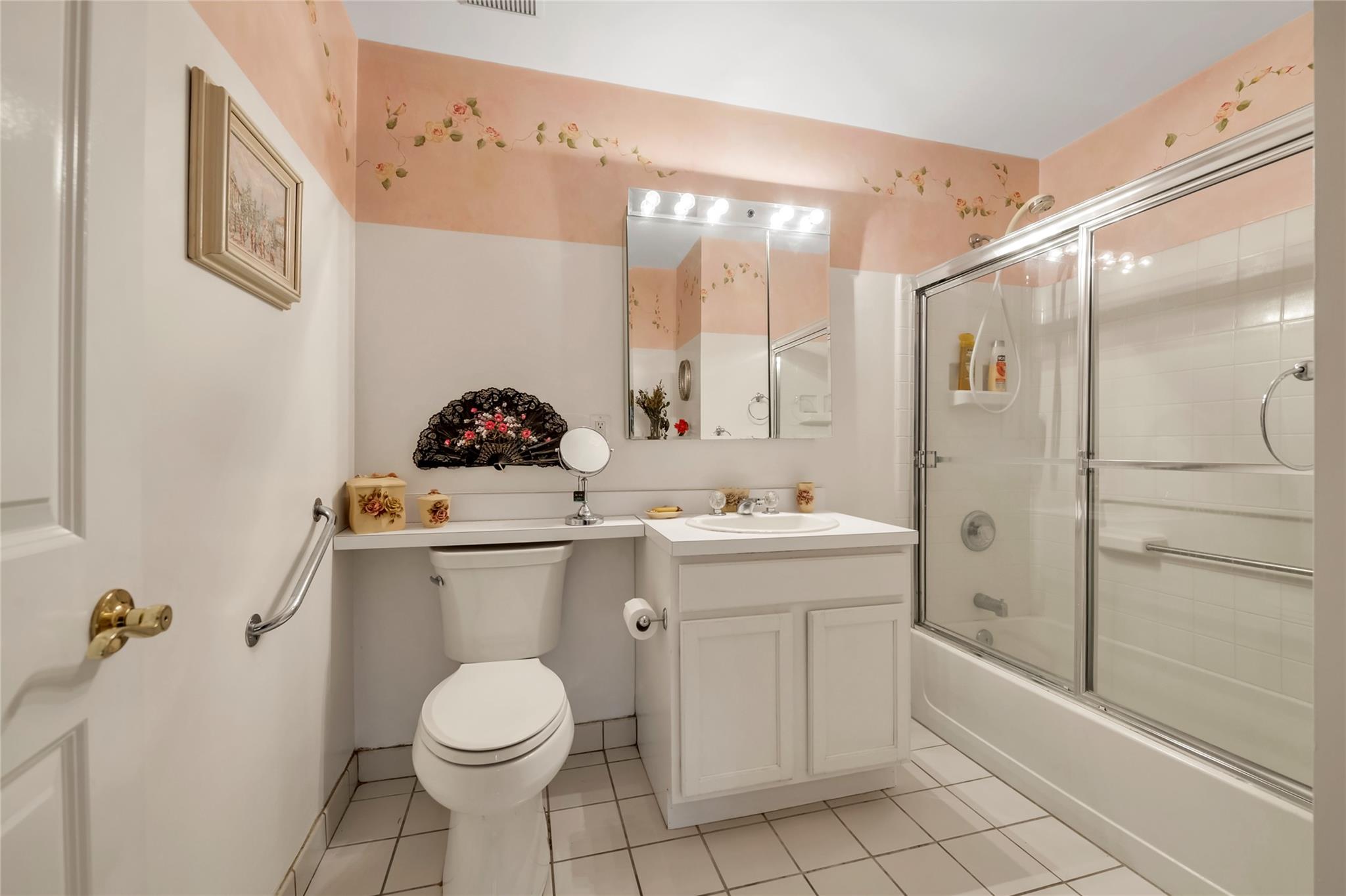 1069 Savoy Drive, Melville, New York image 8