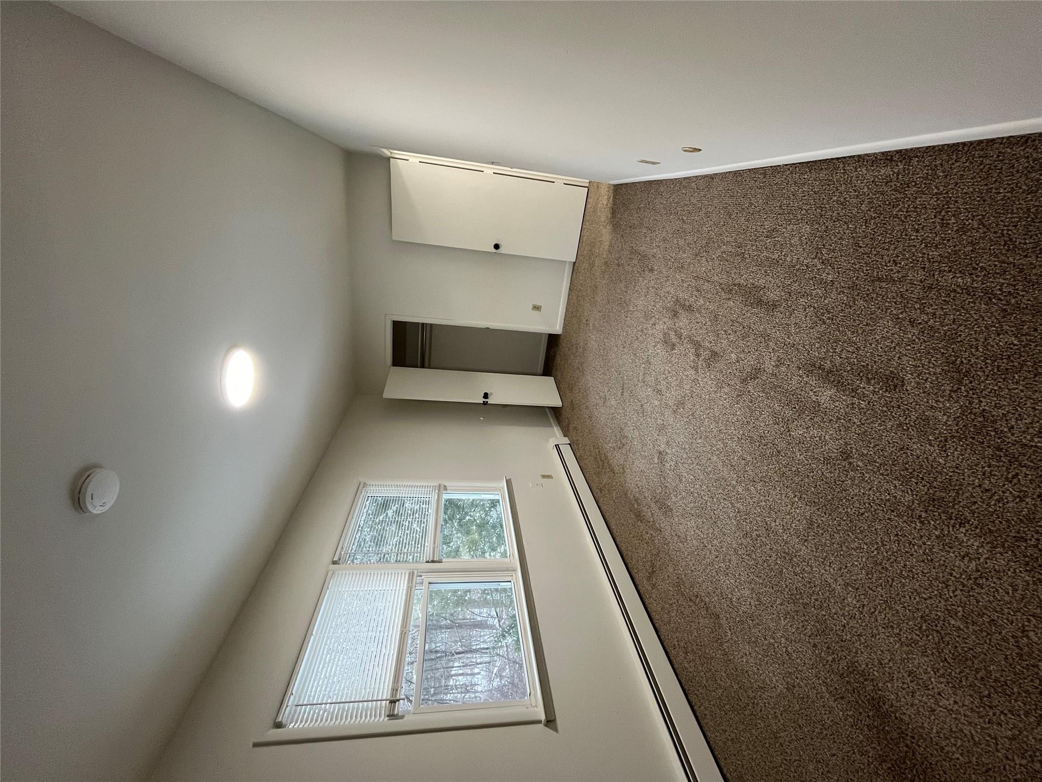 Hyde Park, New York 12538, United States, 1 Bedroom Bedrooms, ,1 BathroomBathrooms,Residential,Active,105035