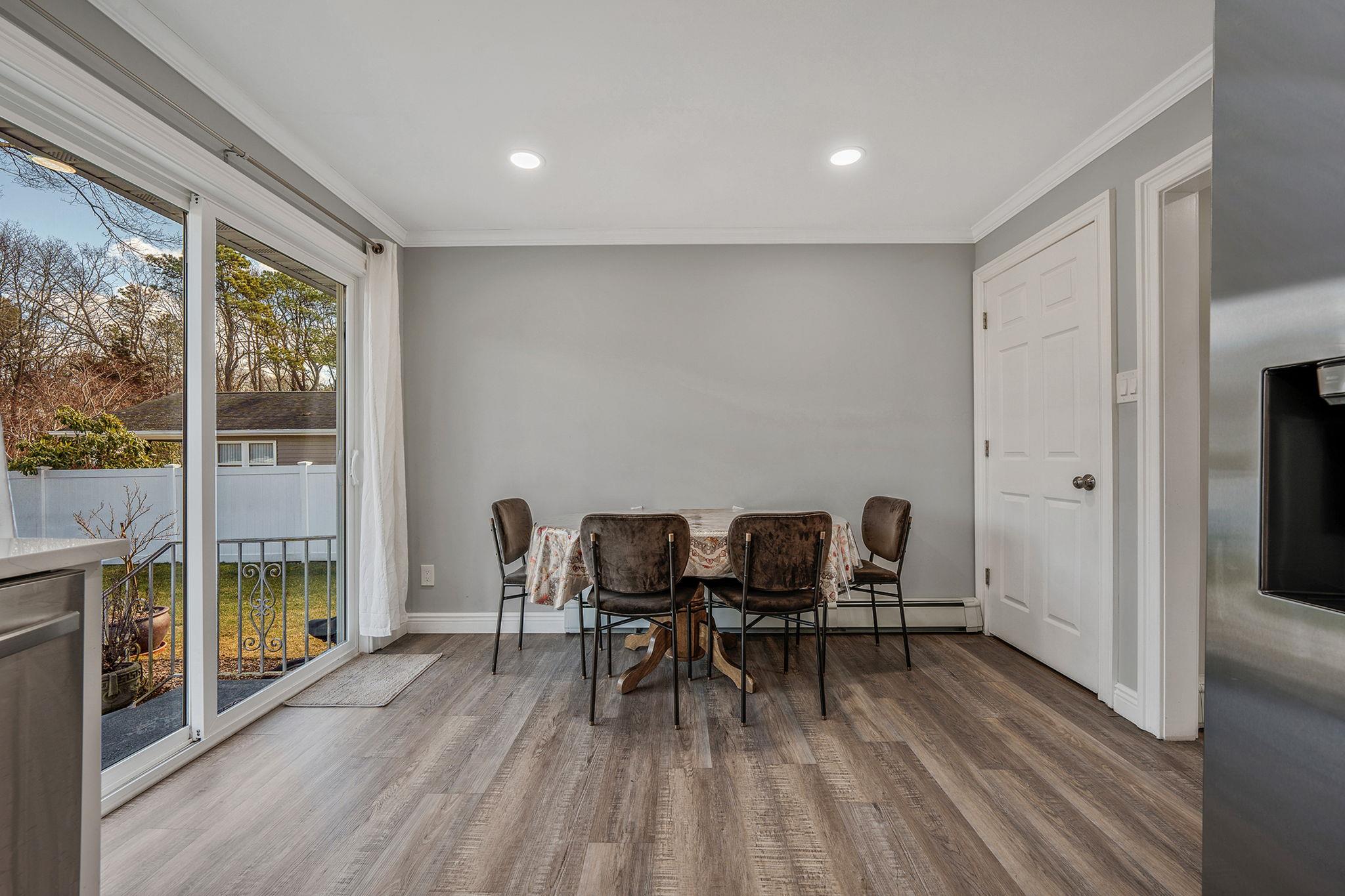 59 Cranford Boulevard, Mastic, New York image 22