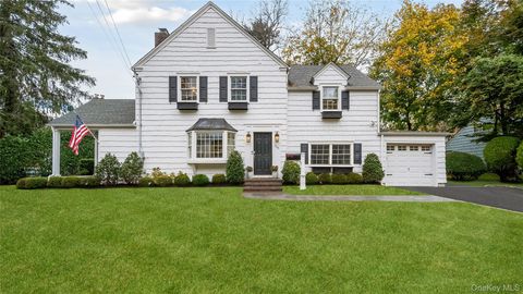 305 Nassau Avenue Manhasset NY 11030