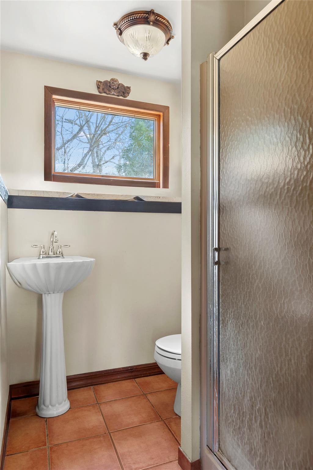 24 Brushwood Court, East Islip, New York image 12