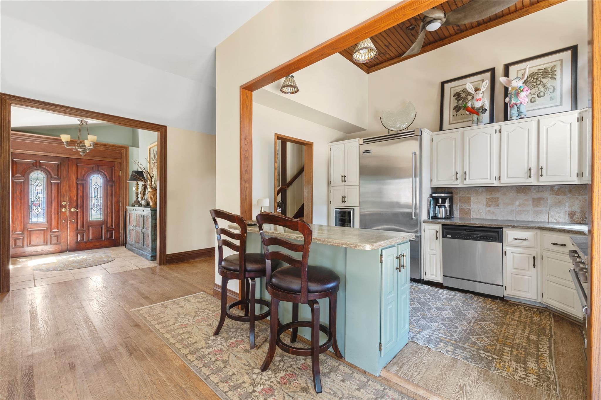 24 Brushwood Court, East Islip, New York image 8