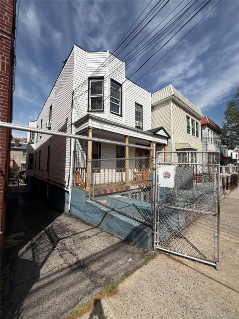 Multifamily For Sale - 1129 Beach Avenue<br/> Bronx, NY 10472